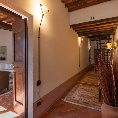 Borgo San Pietro In *