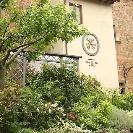Borgo San Pietro In فيلة Polvano